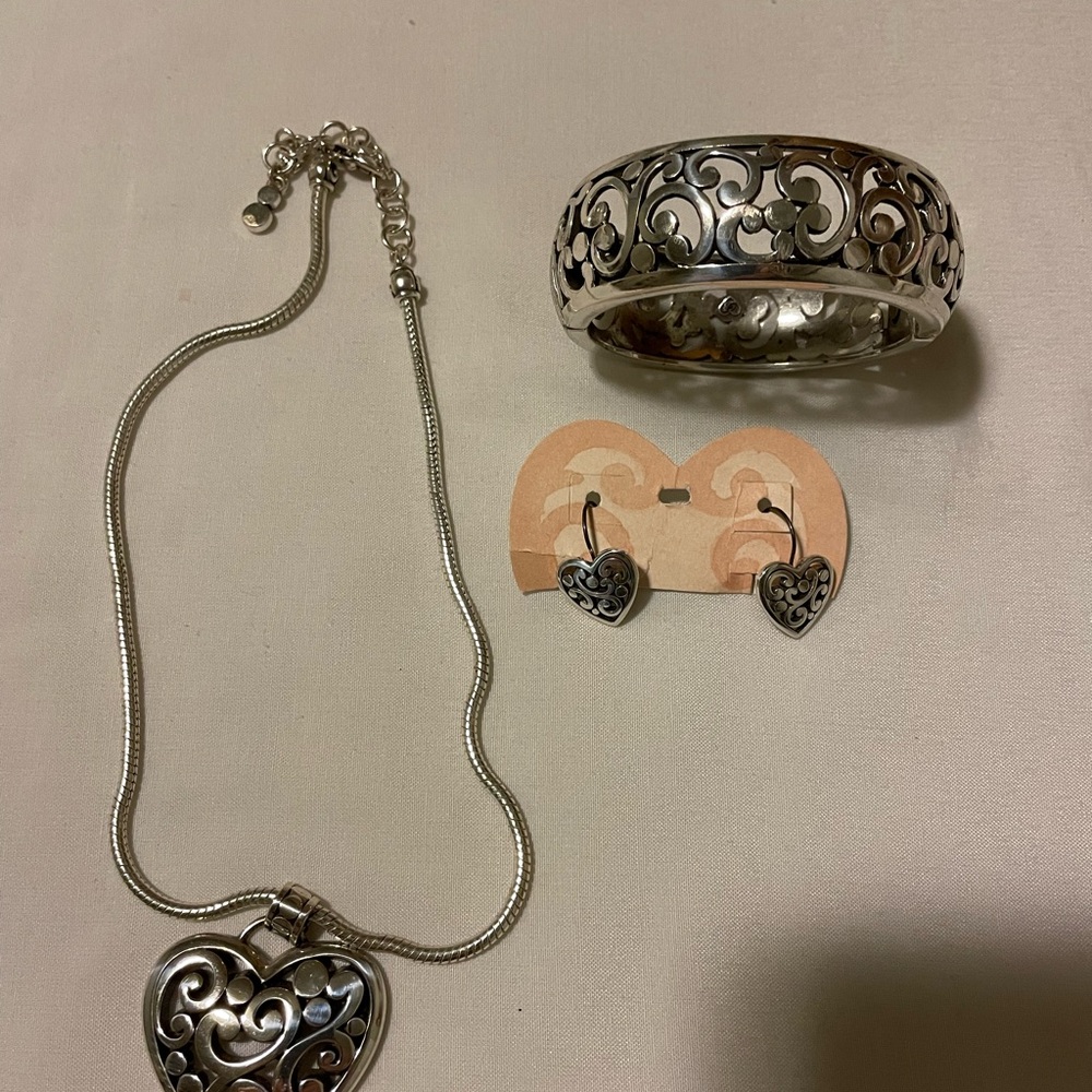 Brighton contempo, necklace, Bracelet and earrings.